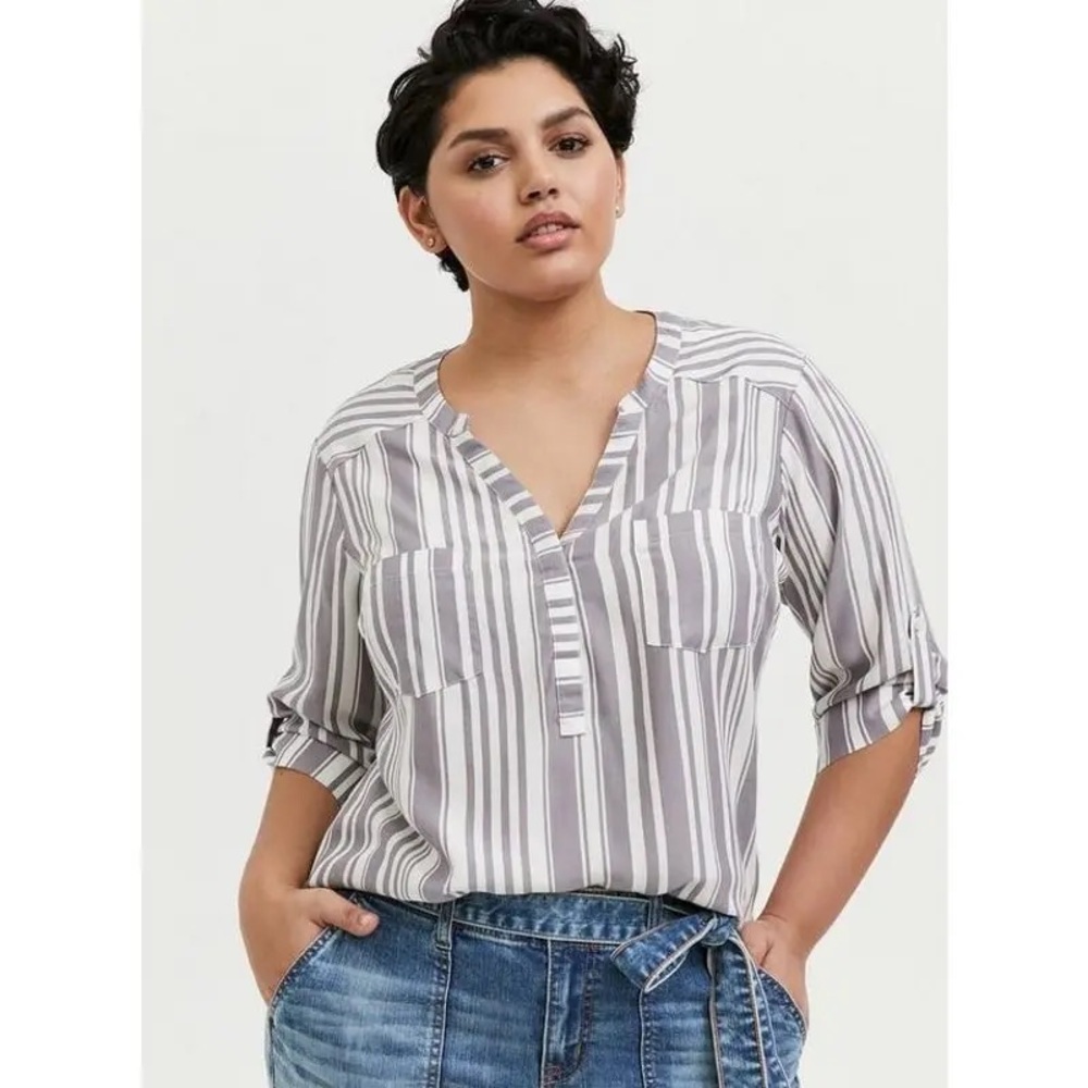 Torrid Harper Striped Purple and White Women's Blouse